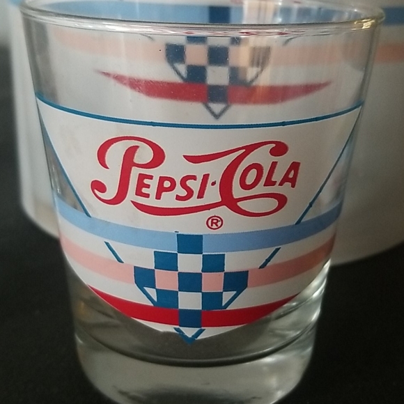 Vintage PEPSI COLA ice bucket and 3 tmblr glasses. - Picture 2 of 4